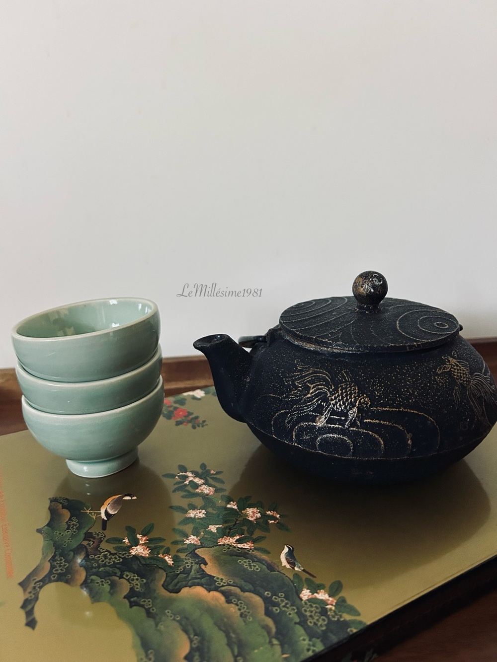 Iwachu Japanese Cast Iron Goldfish Teapot 21 oz with Set of 3 Green Porcelain Te
